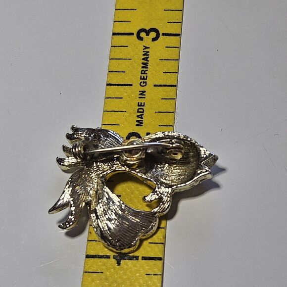 Vintage Pin Goldfish Koi Gold Tone Fancy Brooch Fish Hat Fins Lapel - Picture 5 of 10